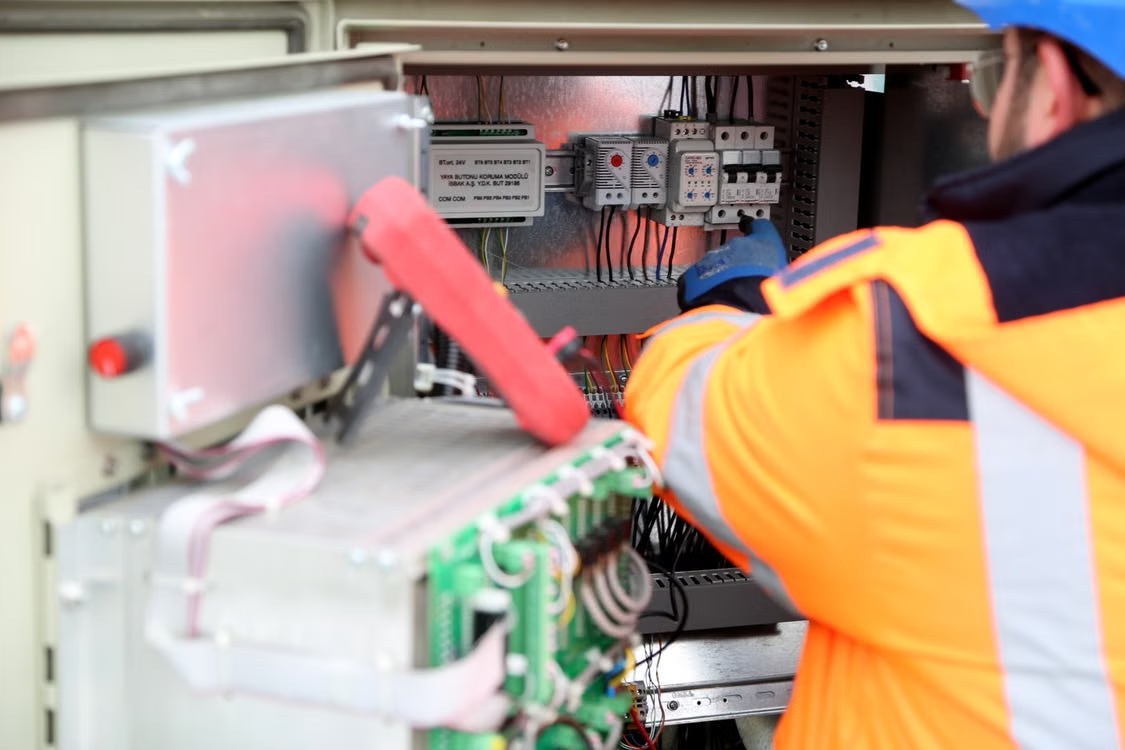 Why Am I Getting Electrical Enquiries but Not Enough Good Jobs?